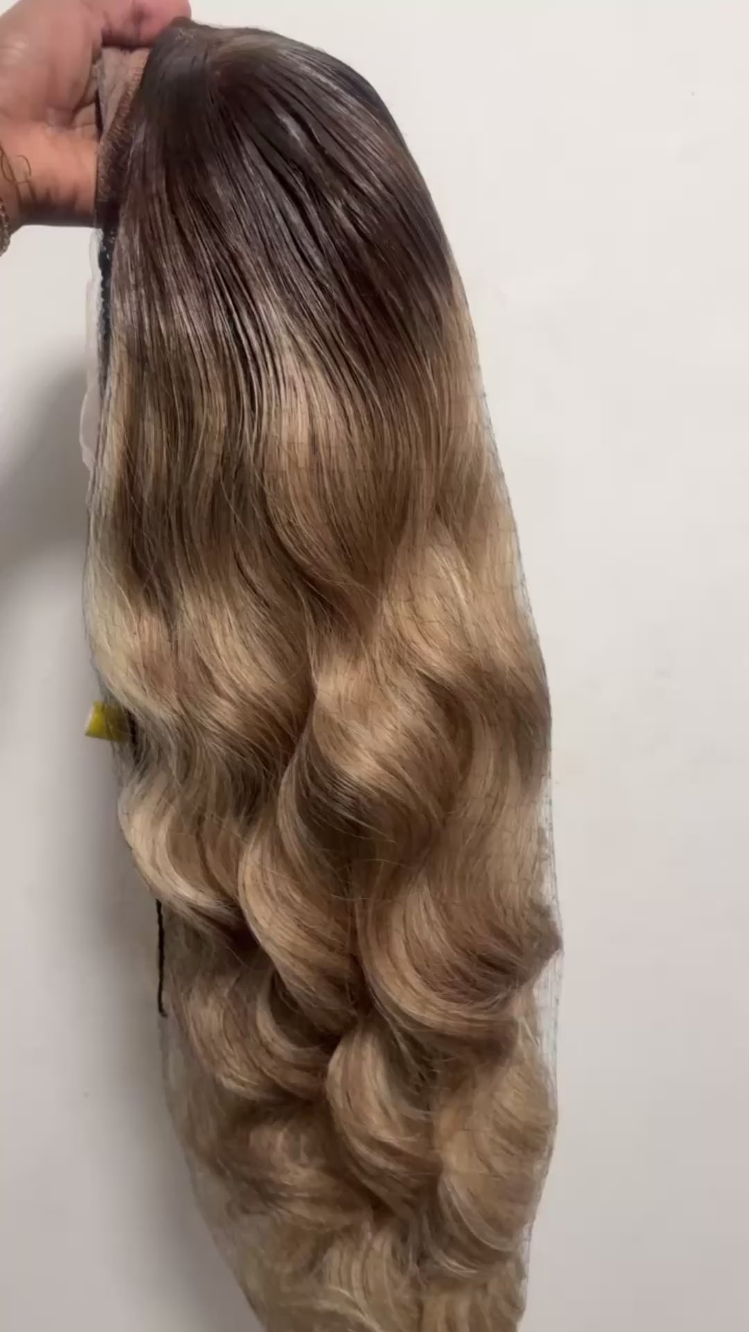 30” Bodywave Synthetic Units